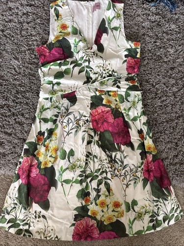 Beautiful phase eight fit and - phase,
